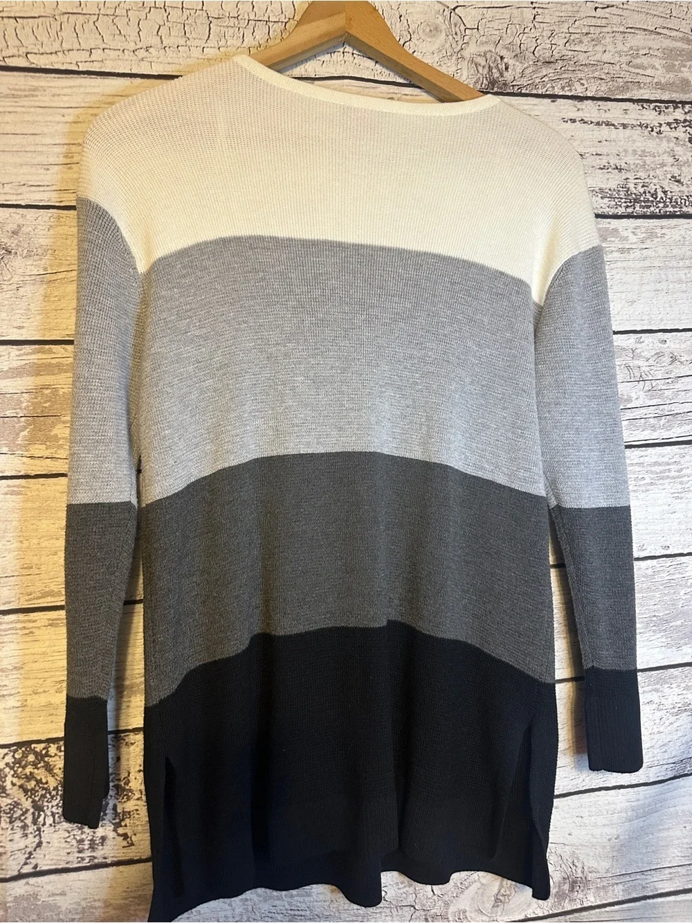 Vince Camuto Colorblock Tunic Sweater With Pockets Large